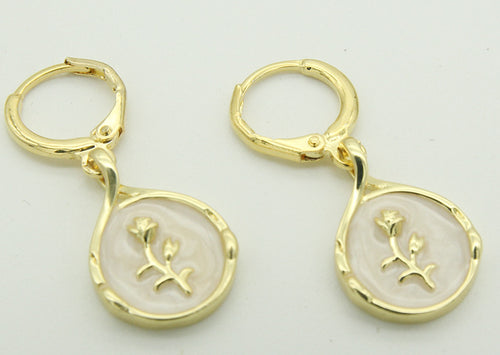 Drop-shaped Rose Inlaid Shell Earrings