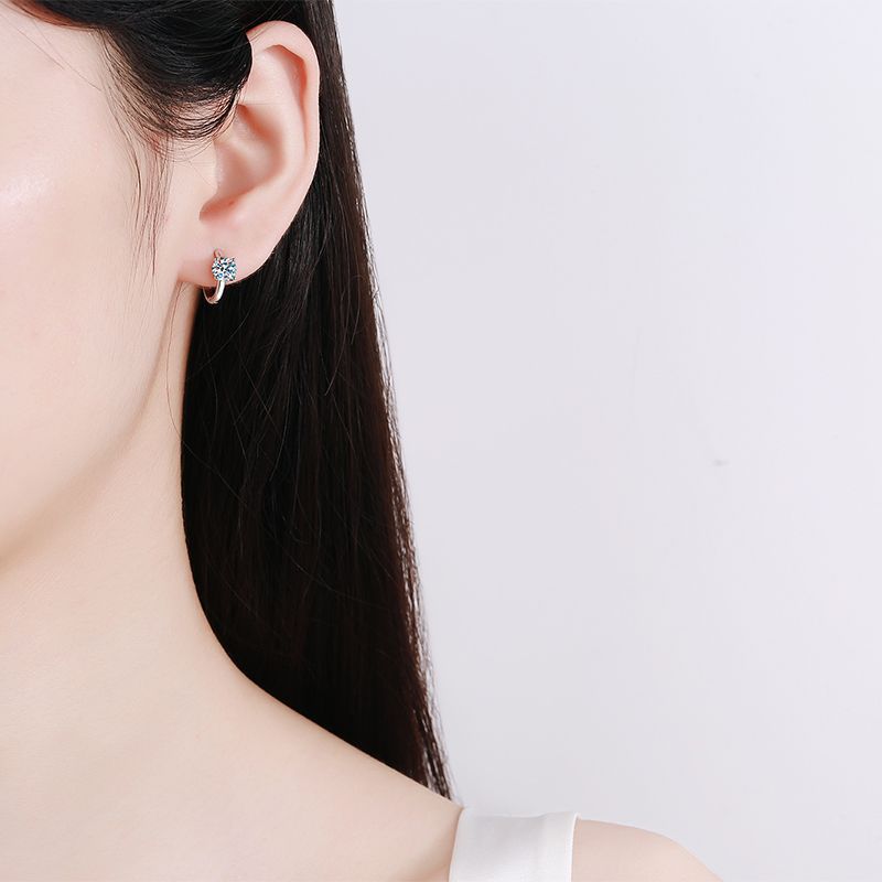 S925 Sterling Silver Stud Earrings Plated PT950 Moissanite Women's High-end Classic Four-claw D Color 50 Points
