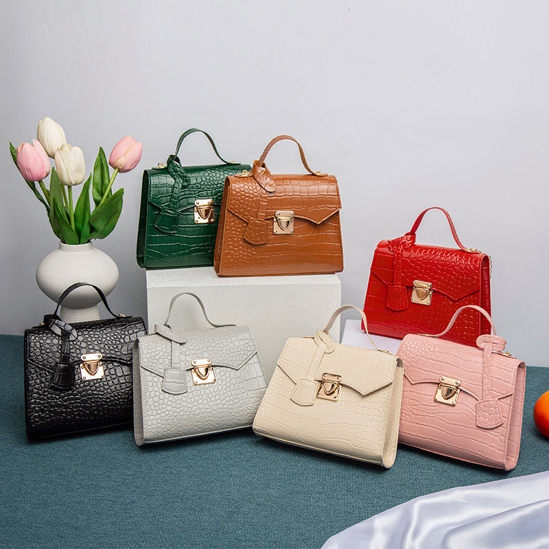 Street Fashion PU Crocodile Pattern Women's Handbag