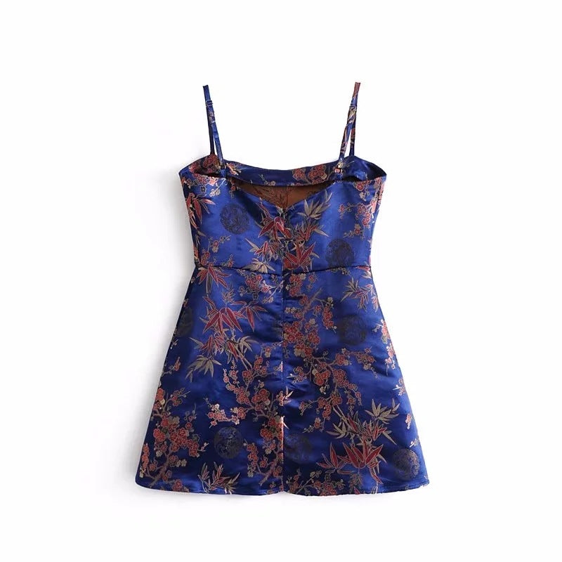 Sexy Embroidery Floral Women Dress Kylie Jenner Strapless women party dress Short Chinese Style satin dress vestido vintage Robe