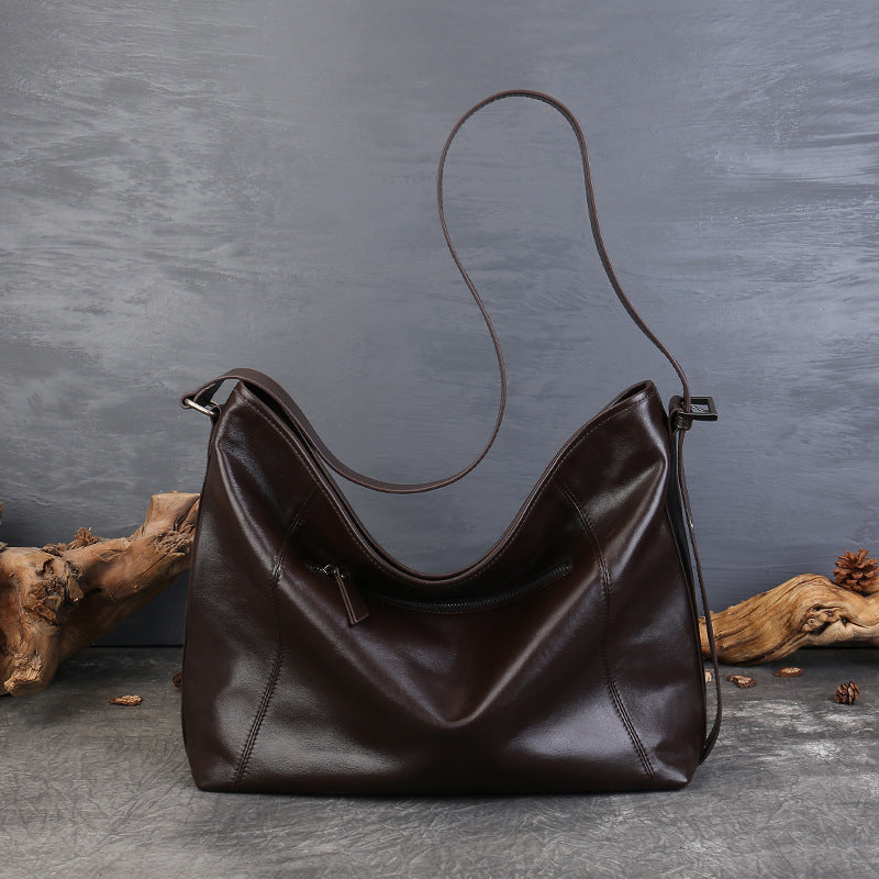 Womens Stylish Retro Large-Capacity Crossbody Bag