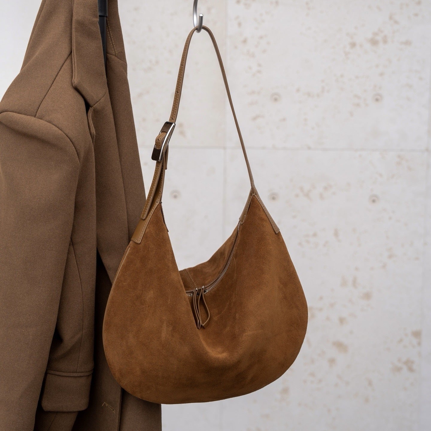 Large-capacity Shoulder And Crossbody Bag