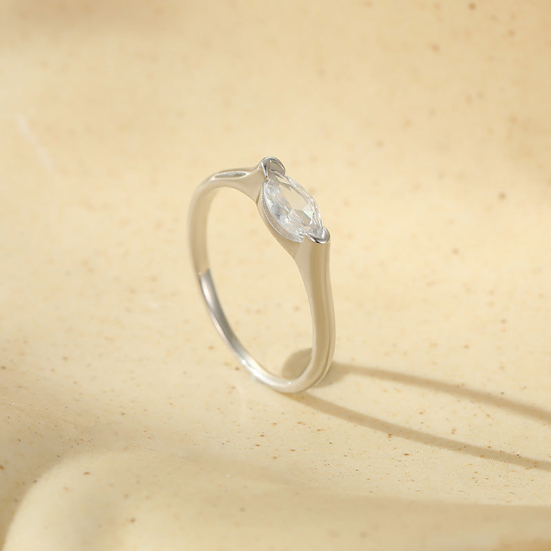 Female S925 Silver Horse Eyes Rhinestone Ring