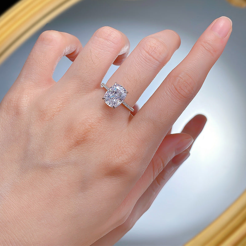 S925 Silver Four-claw White Square Diamond Ring