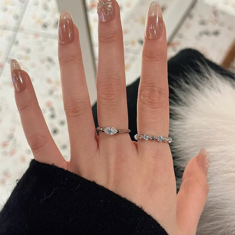 Angels Eye Silver Light-Luxury Horse-Eye Zircon Fashion Ring